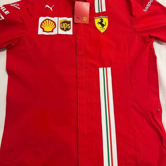Men’s Brand New Scuderia Ferrari 2021 Team Shirt! - Picture 5 of 5